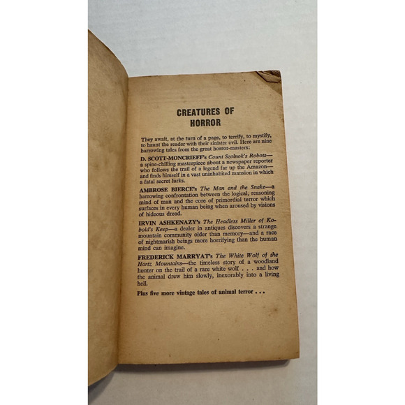 A Walk with the Beast, Avon Books, Horror Anthology Gothic 1969 PB Vintage - Picture 4 of 6